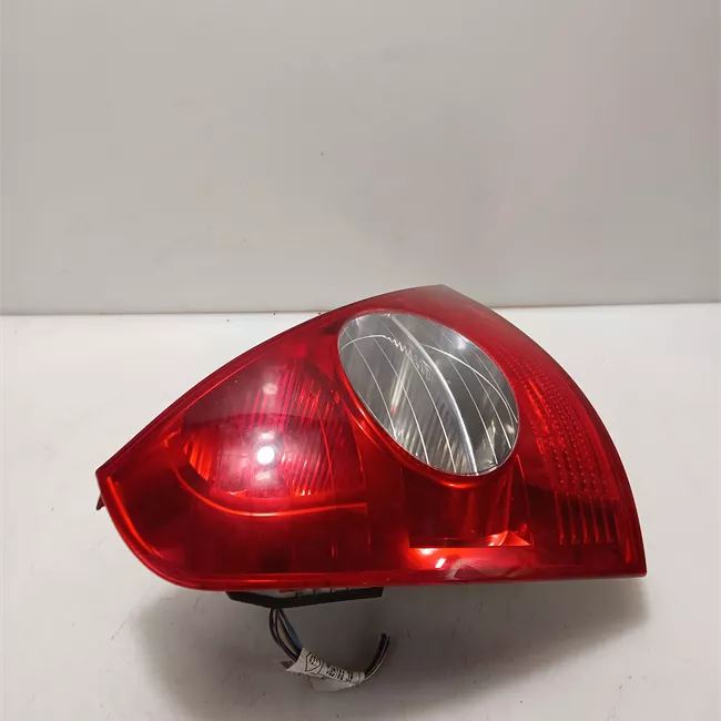 Fanale posteriore sinistro