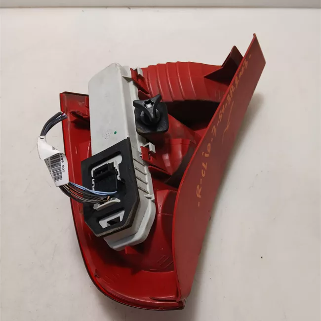 Fanale posteriore sinistro