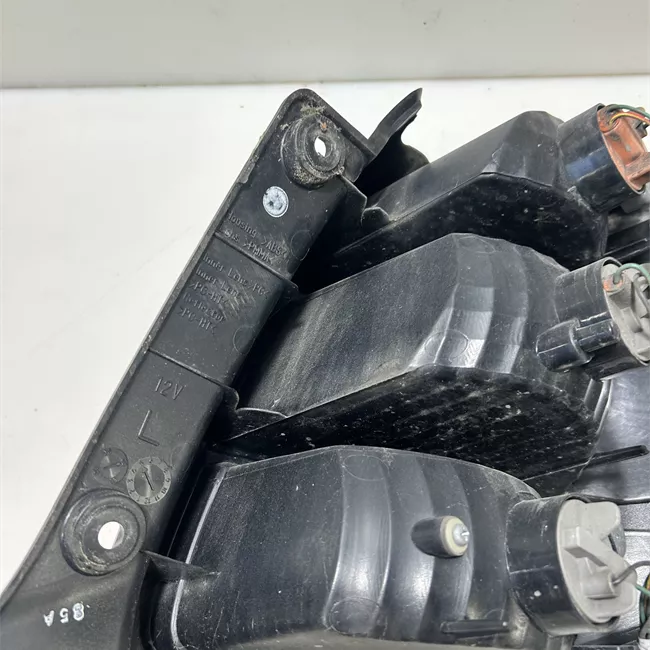 Fanale posteriore sinistro