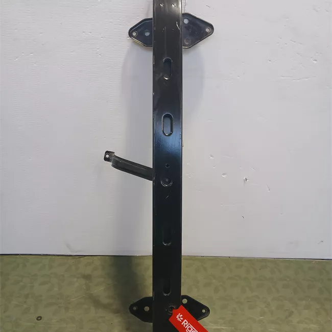 Traversa paraurti anteriore