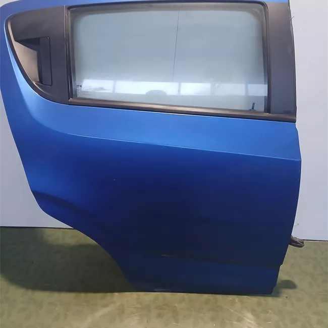 Porta posteriore destra