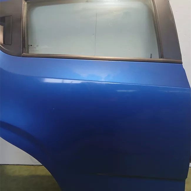 Porta posteriore destra