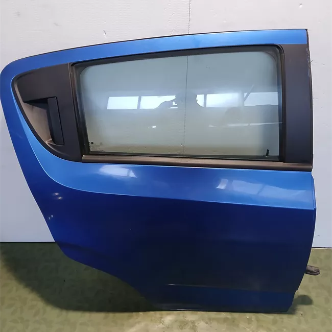 Porta posteriore destra