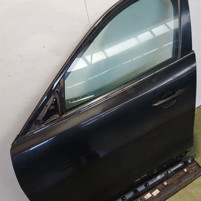 Porta anteriore sinistra