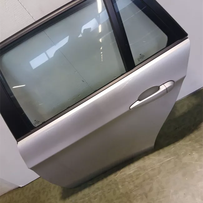 Porta posteriore sinistra