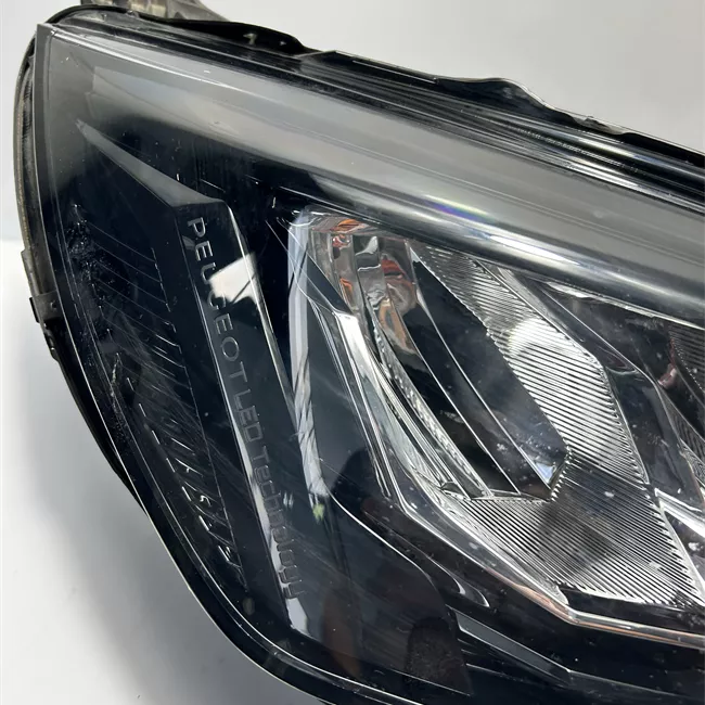 Proiettore destro Eco led