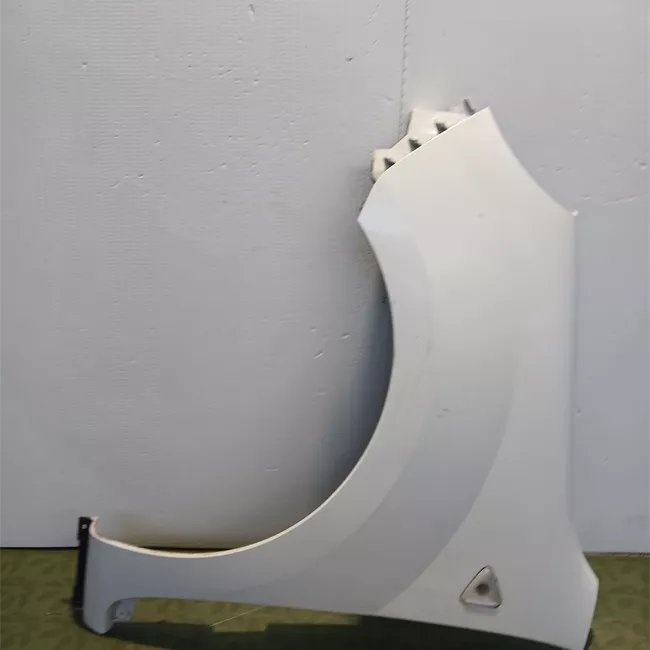 Parafango anteriore sinistro