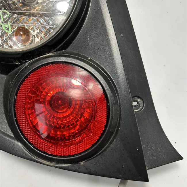 Fanale posteriore sinistro