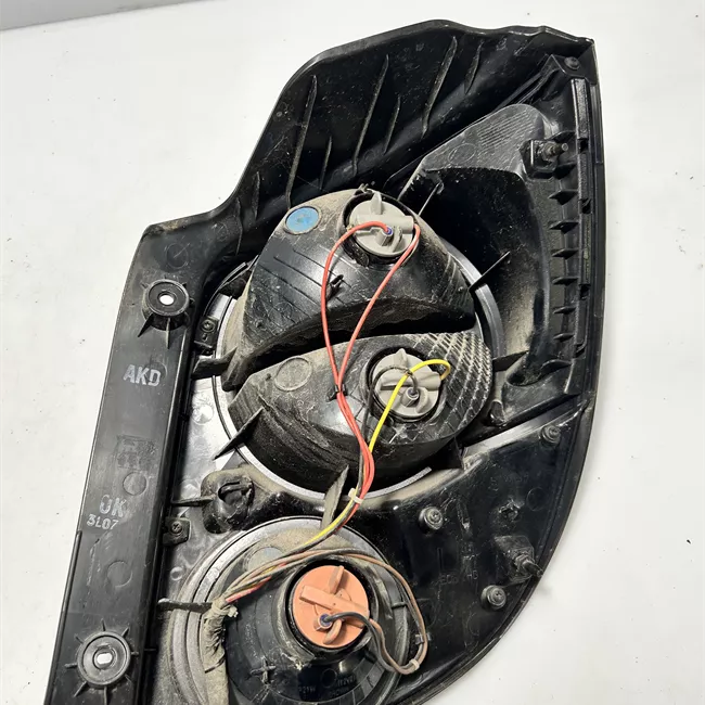 Fanale posteriore sinistro