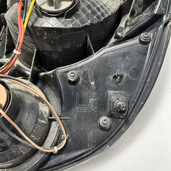 Fanale posteriore sinistro