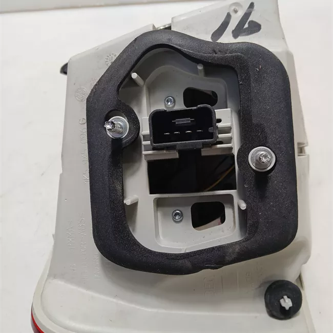 Fanale posteriore parte esterno destro