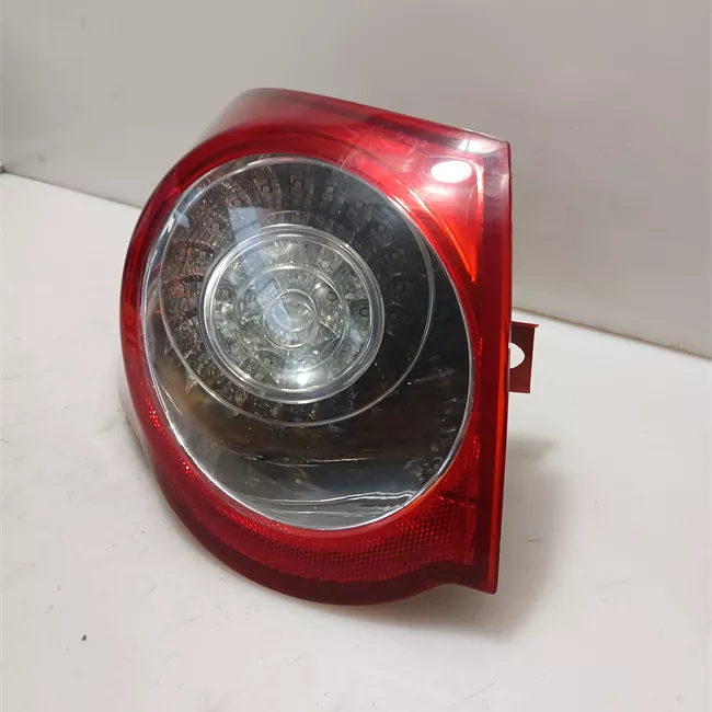 Fanale posteriore parte esterno sinistro