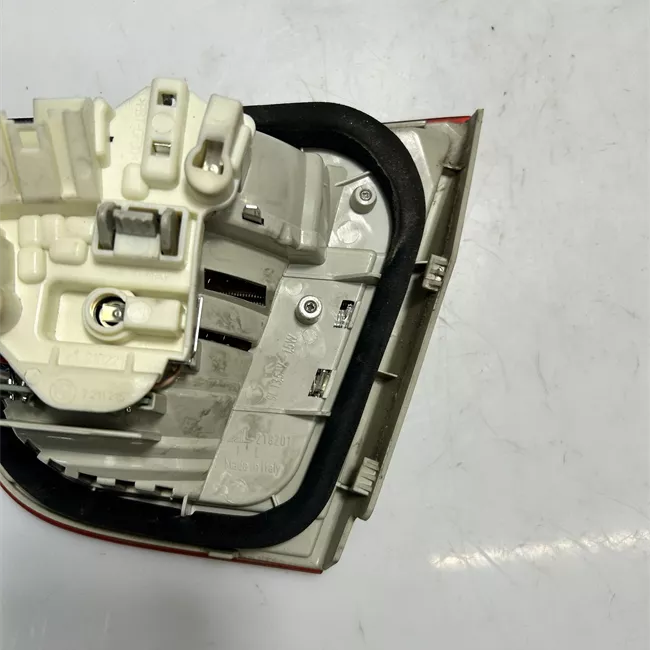 Fanale posteriore parte interno sinistro