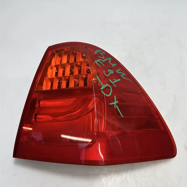 Fanale posteriore parte esterno destro