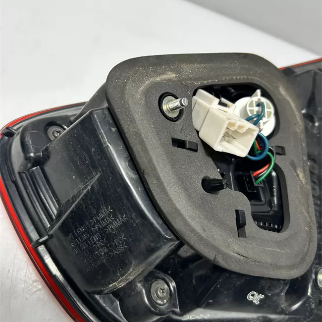 Fanale posteriore parte interno sinistro Led