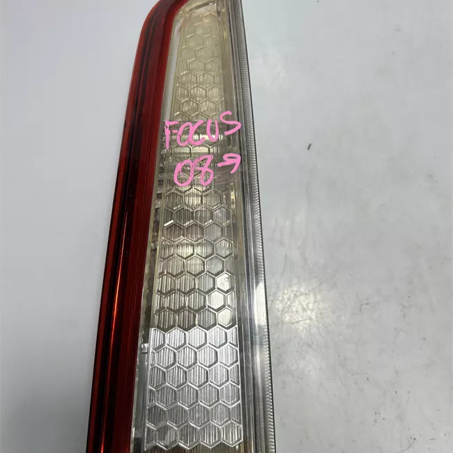 Fanale posteriore sinistro