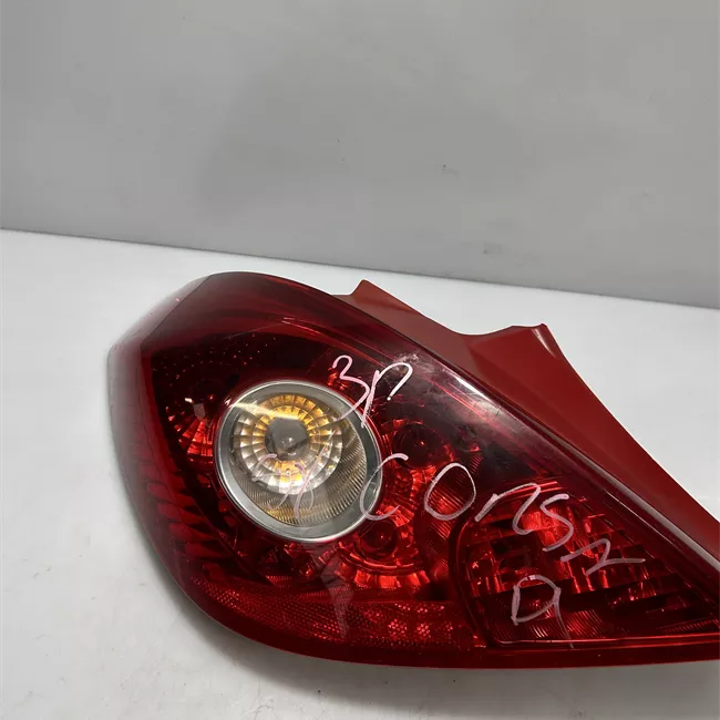 Fanale posteriore sinistro