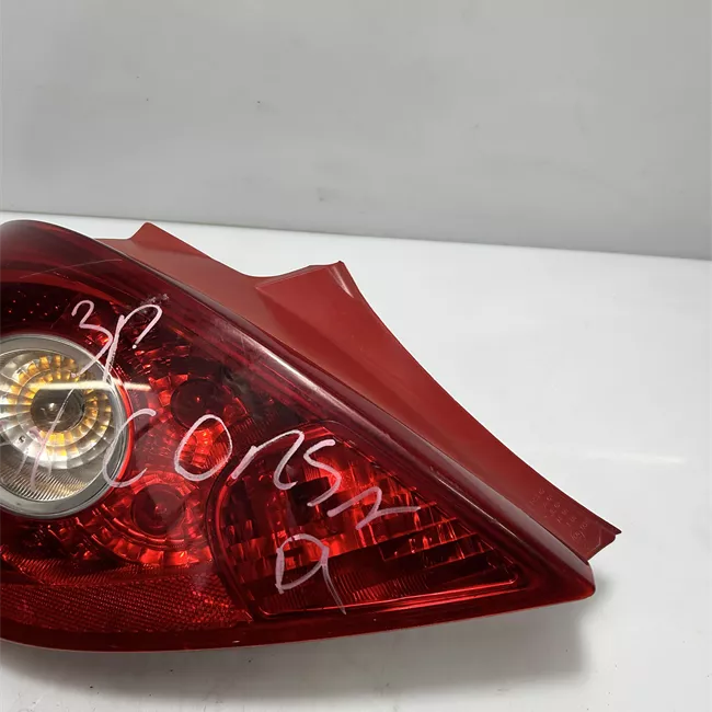 Fanale posteriore sinistro