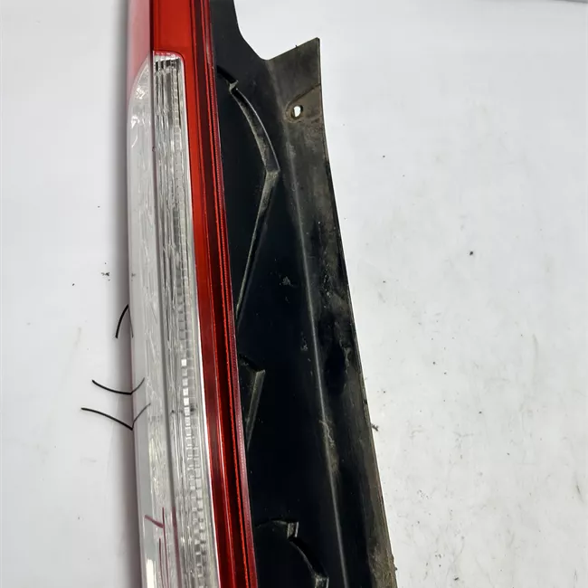 Fanale posteriore sinistro