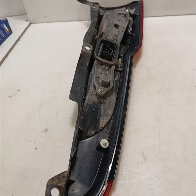 Fanale posteriore destro 11/04>