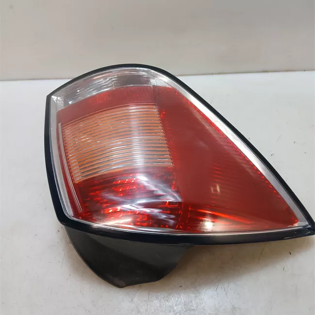 Fanale posteriore sinistro