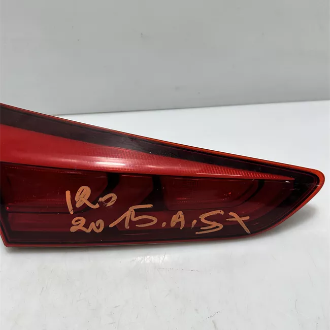 Fanale posteriore parte interno sinistro