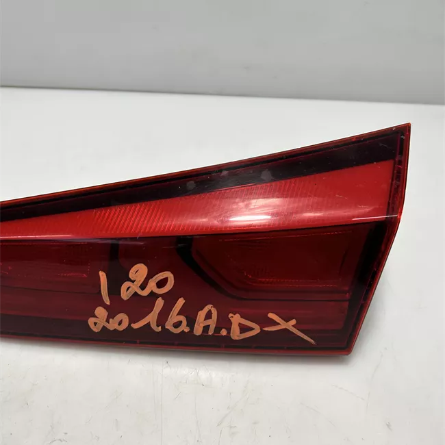 Fanale posteriore parte interno destro