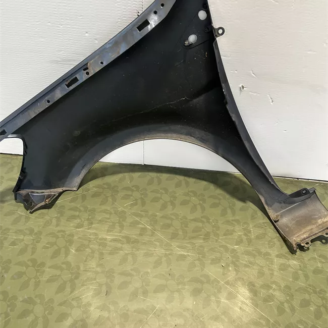 Parafango anteriore destro cerchi 16