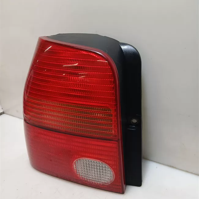 Fanale posteriore sinistro