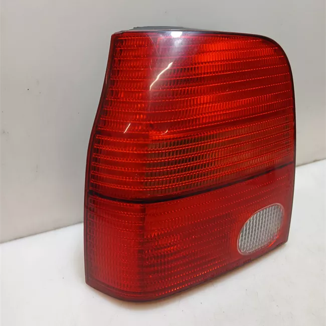 Fanale posteriore sinistro