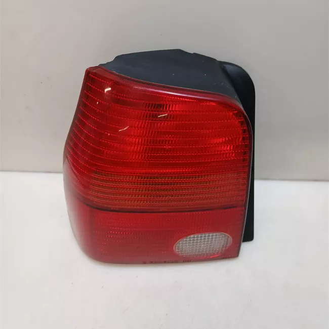 Fanale posteriore sinistro