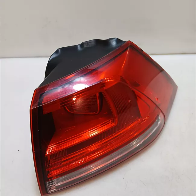 Fanale posteriore parte esterno destro