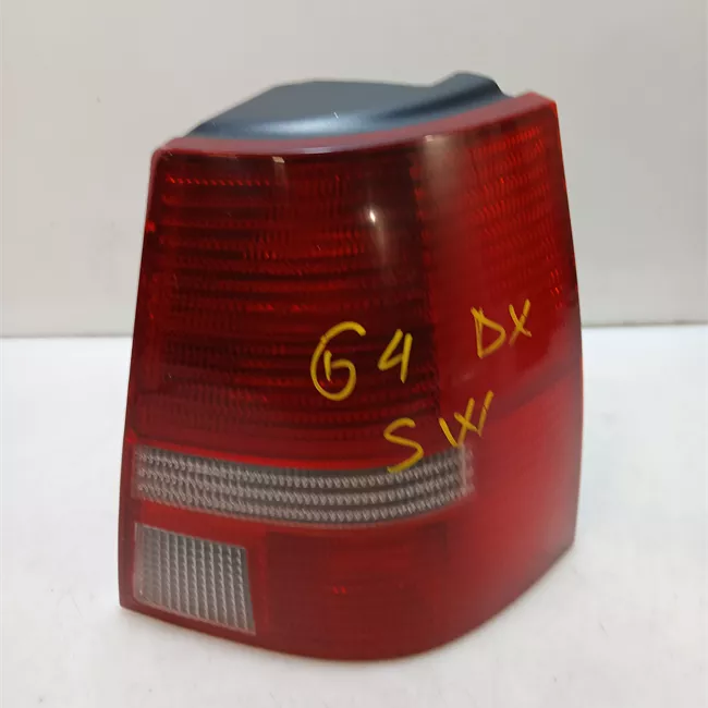 Fanale posteriore destro bianco