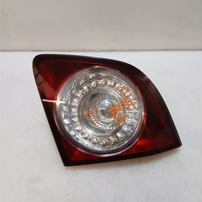 Fanale posteriore parte interno destro VALEO