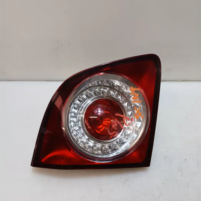 Fanale posteriore parte interno sinistro VALEO