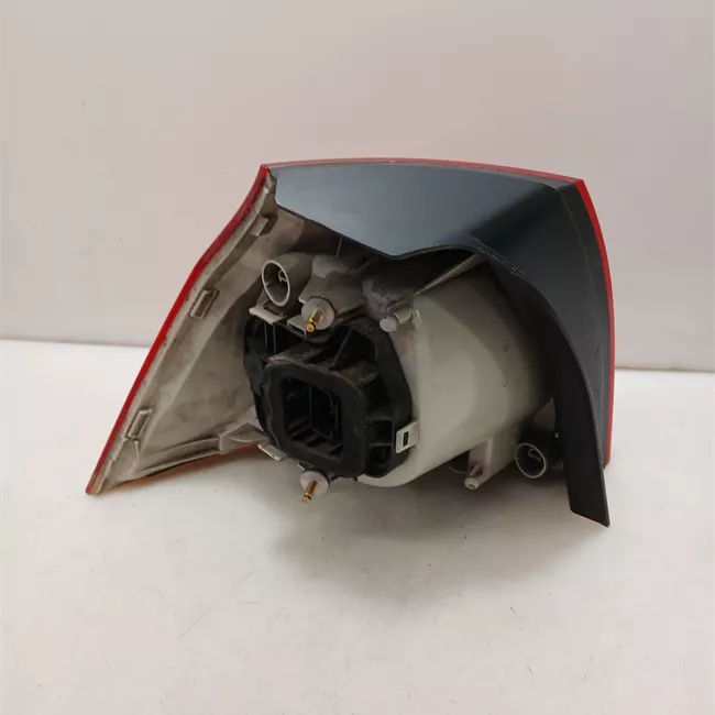 Fanale posteriore parte esterno destro