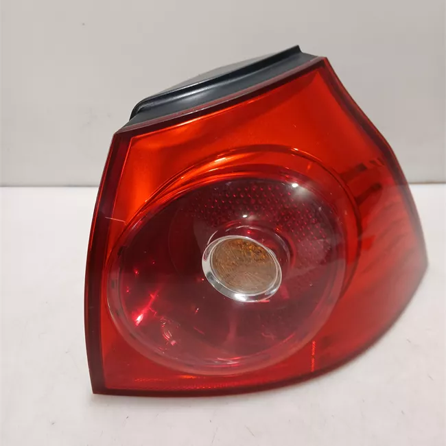 Fanale posteriore parte esterno destro