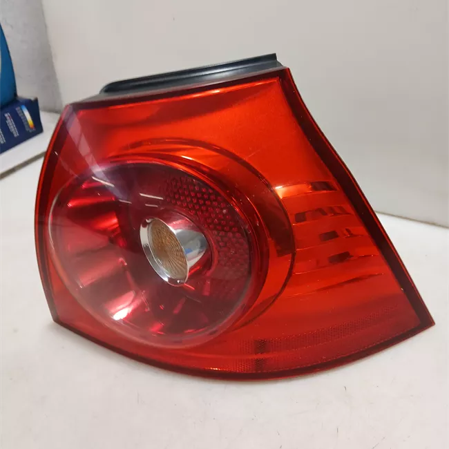 Fanale posteriore parte esterno destro