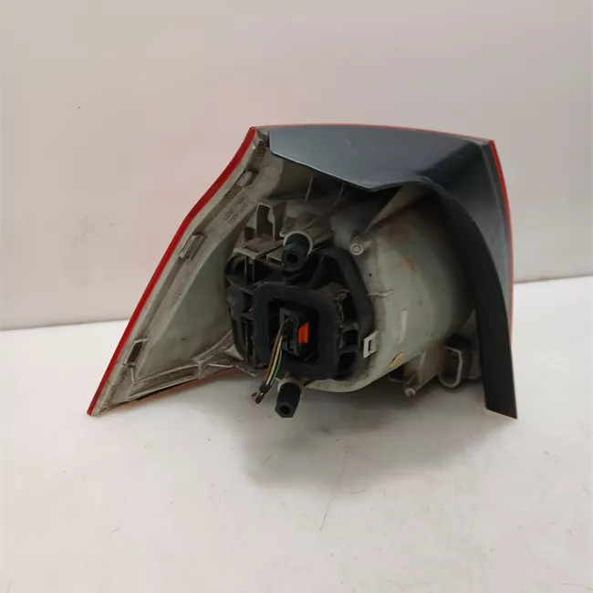 Fanale posteriore parte esterno destro