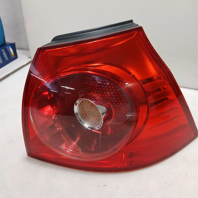 Fanale posteriore parte esterno destro