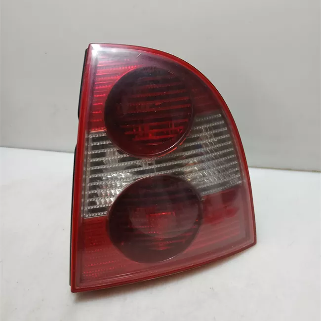 Fanale posteriore parte esterno destro