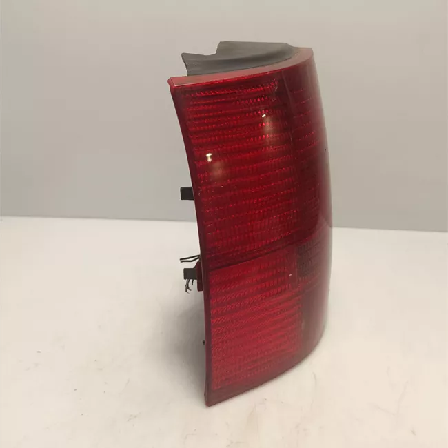 Fanale posteriore sinistro rosso