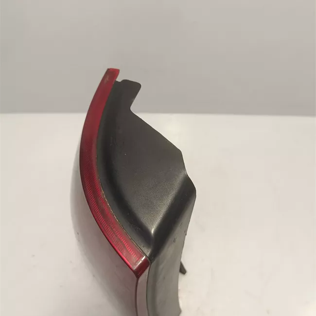 Fanale posteriore sinistro rosso