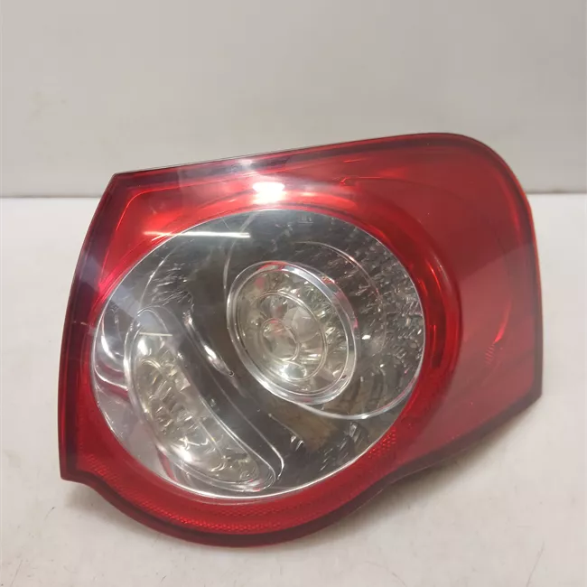 Fanale posteriore parte esterno destro