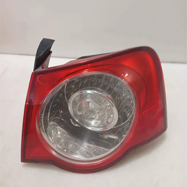 Fanale posteriore parte esterno destro