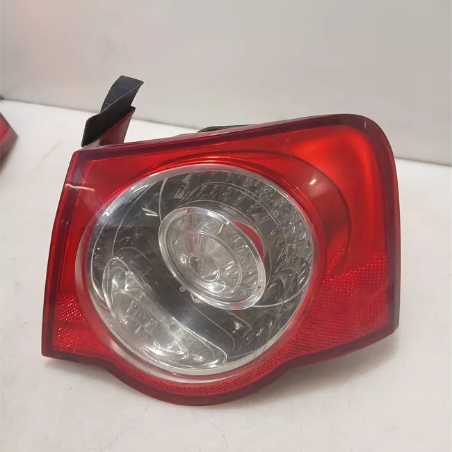 Fanale posteriore parte esterno destro