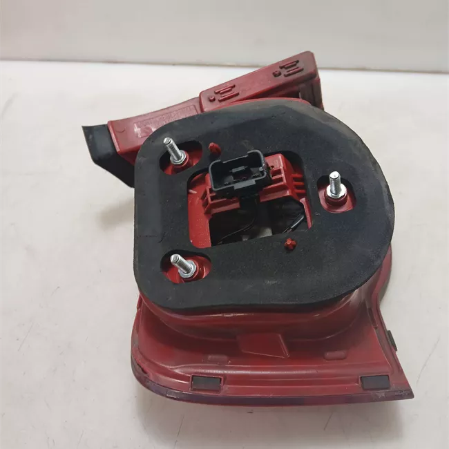 Fanale posteriore parte esterno destro