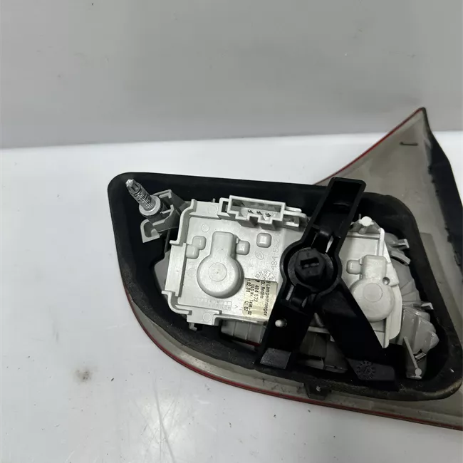 Fanale posteriore parte interno destro