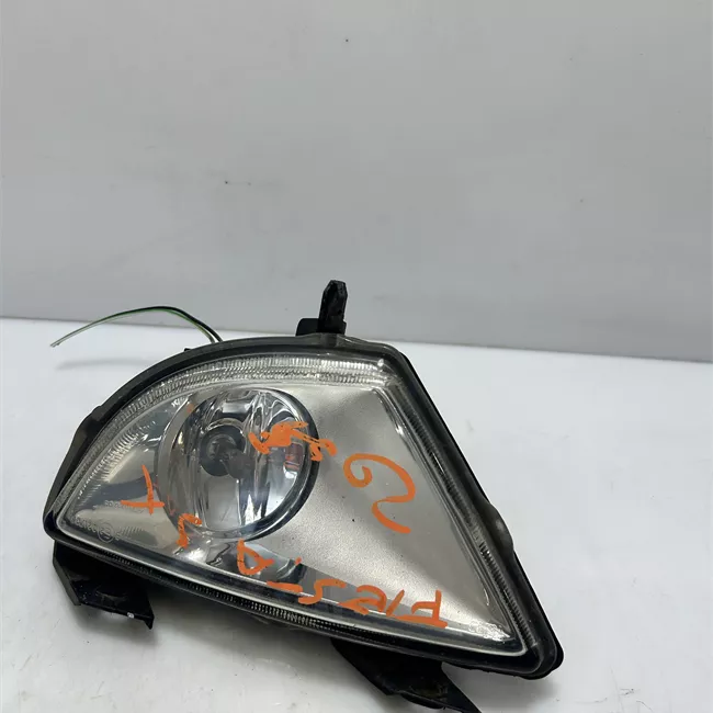 Proiettore fendinebbia sinistro