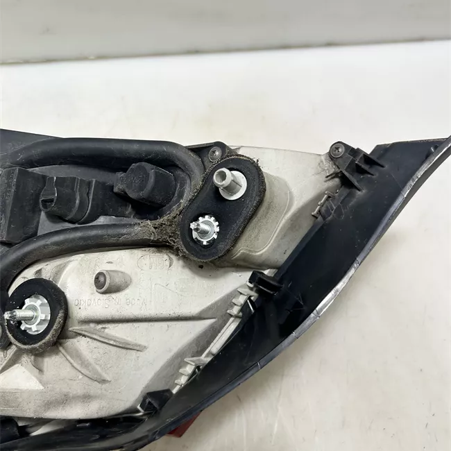 Fanale posteriore sinistro